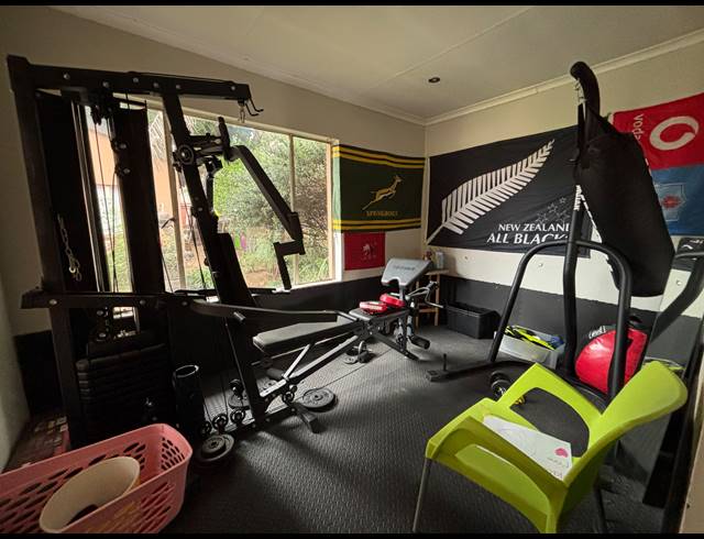 3 BEDROOM HOUSE FOR SALE IN BRACKENDOWNS